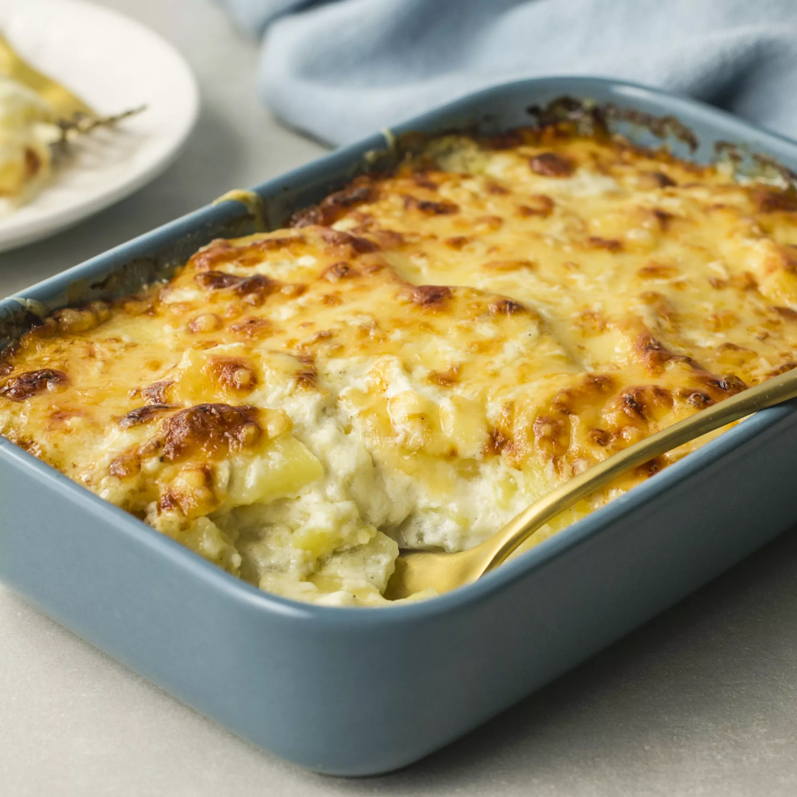 Potato gratin - bulvių gratinas / pyragas su džiovintais grybais