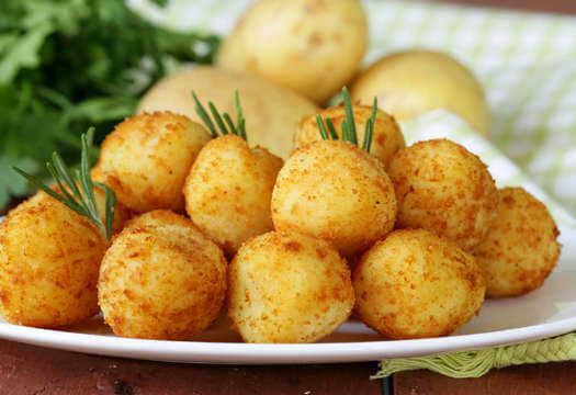 Bulvių kroketai su sūriu