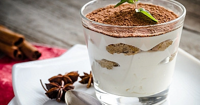 Keto tiramisu - desertas su maskarponės sūriu be cukraus ir be miltų