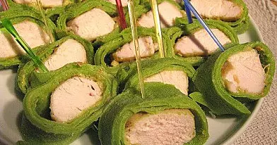 "Žalių" blynų suktinukai su vištiena