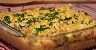 Chicken tetrazzini - makaronai su vištiena ir kreminiu sūrio padažu