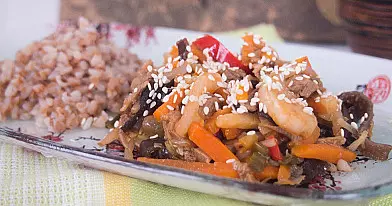 Mėgstantiems kinų virtuvę: lieknesnė saldžiarūgštė paukštiena