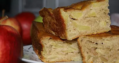 Greitas pyragas su obuoliais - receptas iš vaikystės