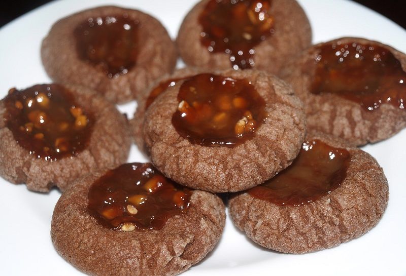 Beatos šokoladiniai sausainiai su karamele