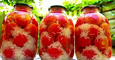 Iki pavasario nebeliks – „Pomidorai sniege“! Kad ir kiek stiklainių padaryčiau, jų visada būna per mažai!
