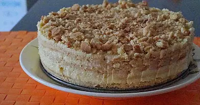 Tortas perteptas varškės kremu