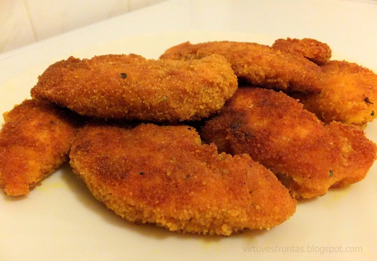 Traškūs vištienos kepsneliai arba puikiai pavykę Chicken Nuggets