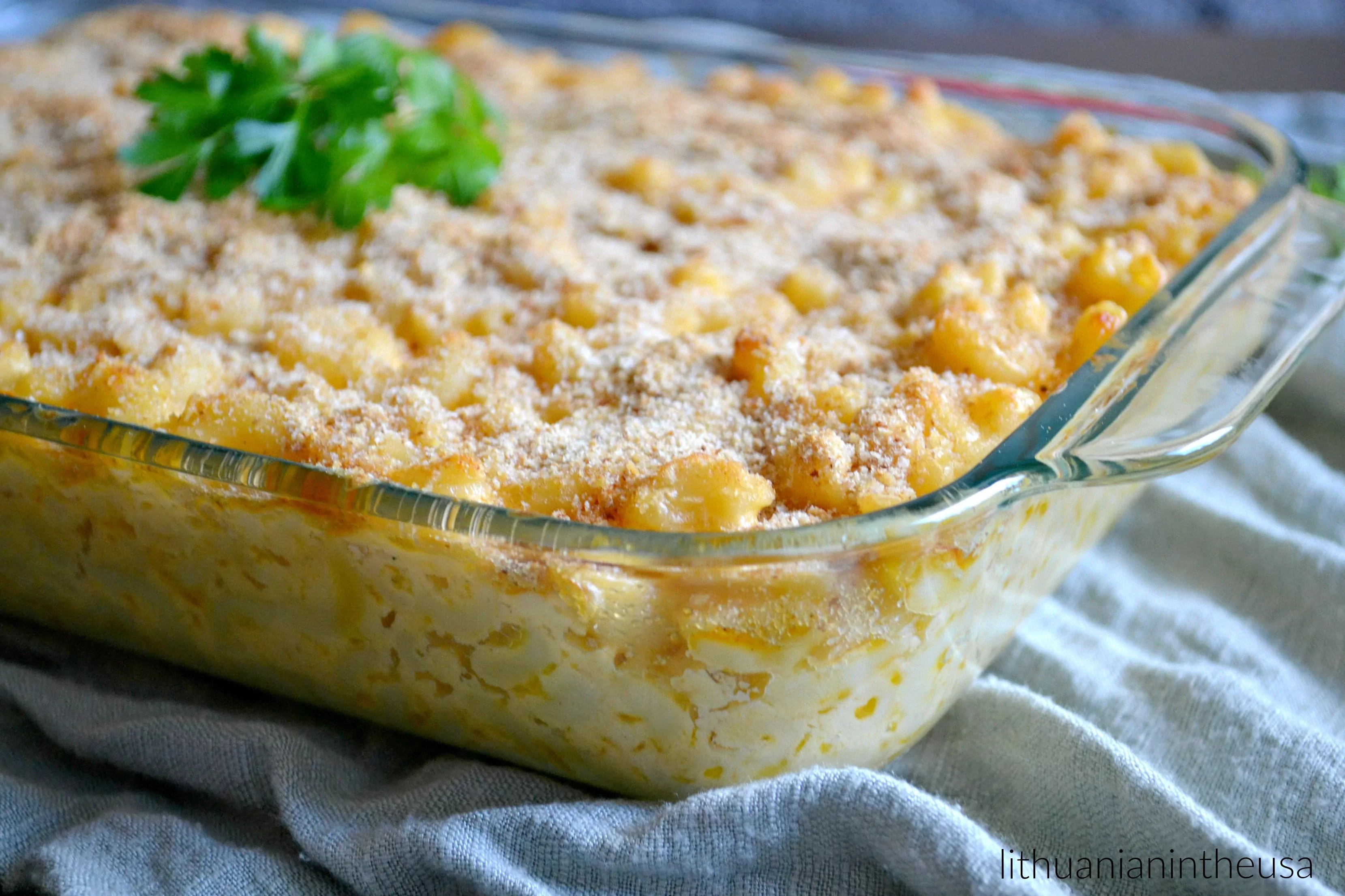 Amerikietiškas makaronų ir sūrio apkepas (Mac and Cheese)