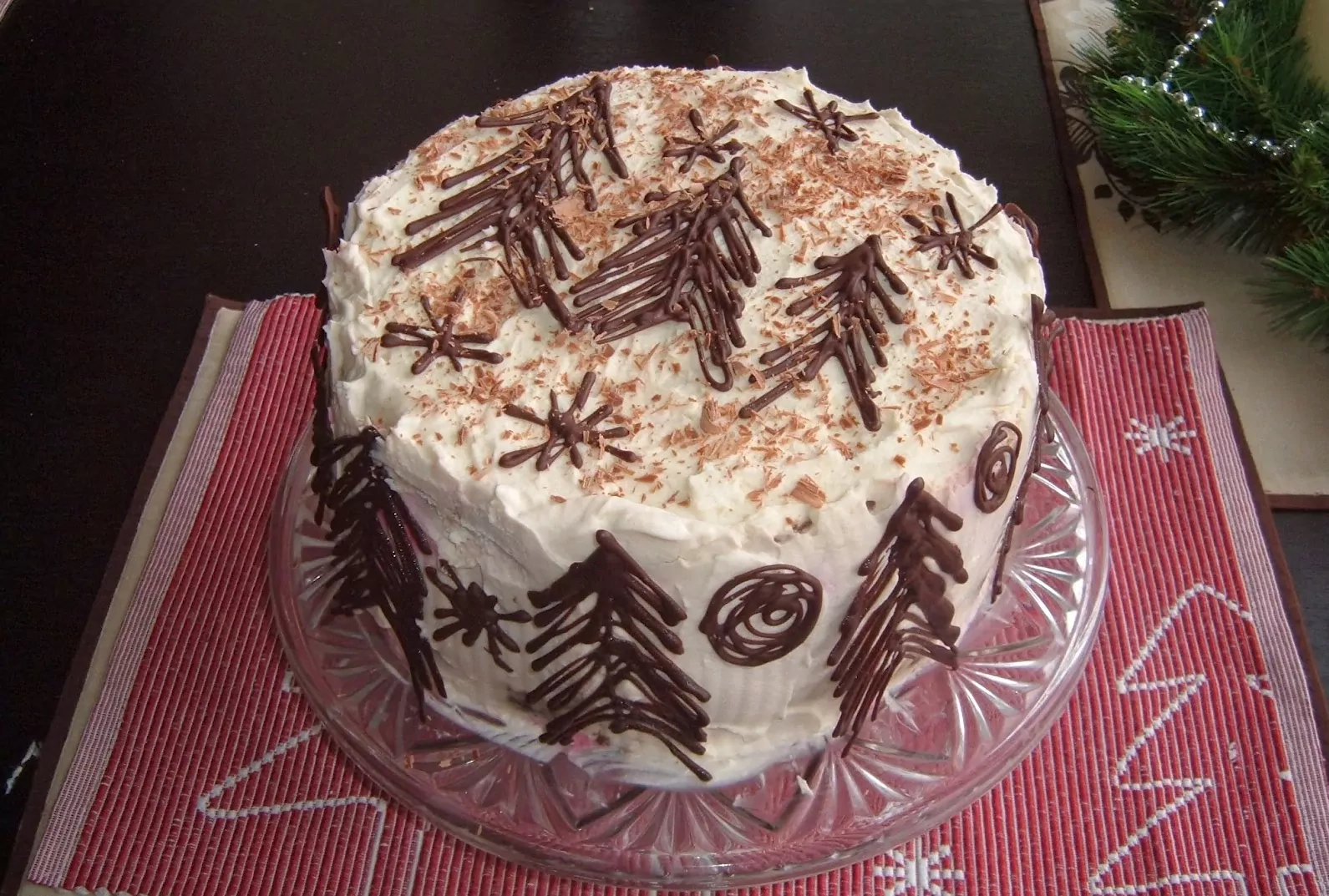 Dieviško skonio Kalėdinis šokoladinis tortas su vyšniomis