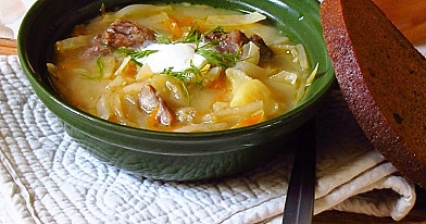 Raugintų ir šviežių kopūstų sriuba su bulvėmis