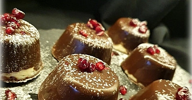 Negro bučinukai - naminiai šokoladiniai pyragaičiai su maskarponės sūriu ir varške