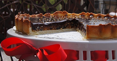 Pyragas - Tarta Serenada su džiovintais abrikosais, slyvomis ir lazdyno riešutais