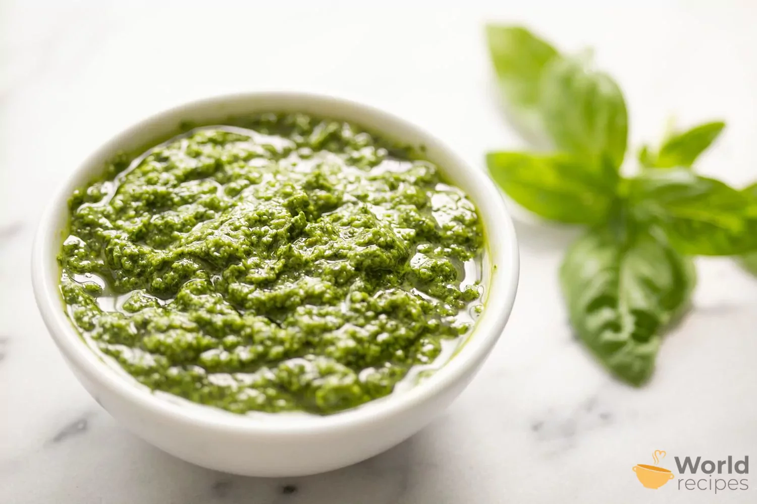 Naminis pesto padažas