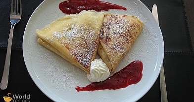 Prancūziški blyneliai Crepes de Francais su varškės kremu