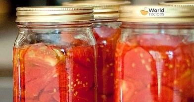 Marinuoti pomidorai savo sultyse be kaitinimo (sterilizavimo)