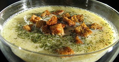 Pieniška kopūstų sriuba su sūriu