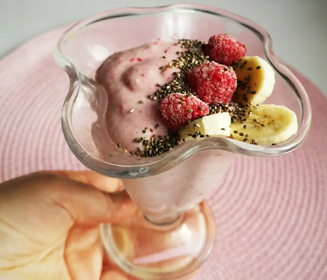 Smoothie bowls / tiršti kokteiliai