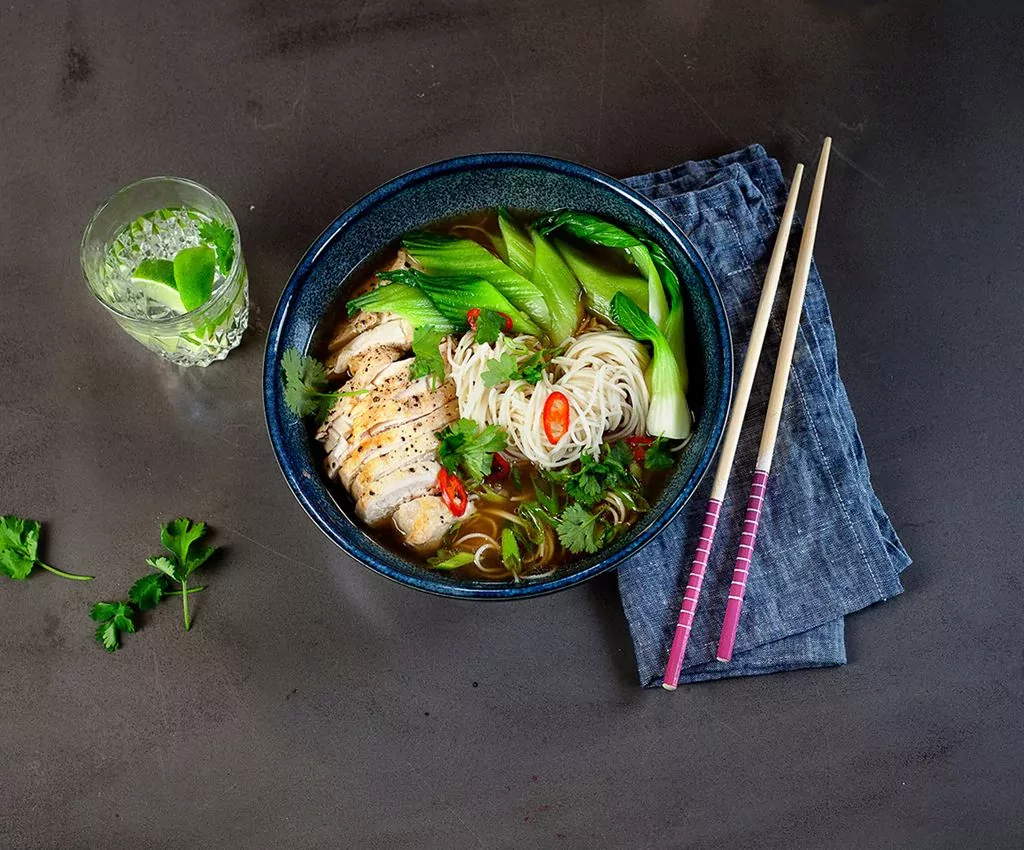 Vištienos ir RAMEN makaronų sriuba