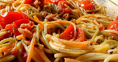 Makaronai: Spaghetti su vyšninių pomidorų padažu