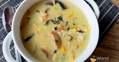 Tiršta grybų - pievagrybių sriuba su lydytu sūriu ir makaronais
