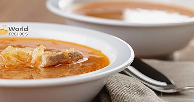 Beatos raugintų kopūstų sriuba su šonkauliukais