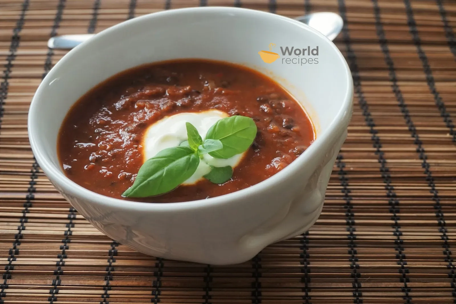 Lęšių ir konservuotų pomidorų sriuba