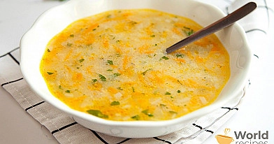 Vištienos sriuba su grikiais, bulvėmis ir morkomis