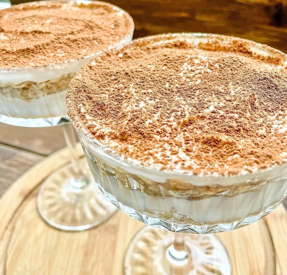 Bananinis jogurtinis Tiramisu be kiaušinių