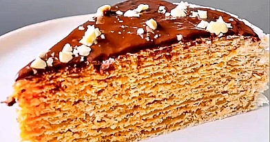 Karamelinis vaflių tortas