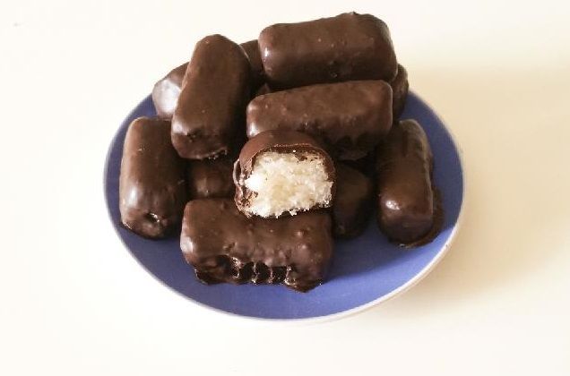 Sveikesni kokosiniai šokolado gardėsiai - saldainiai