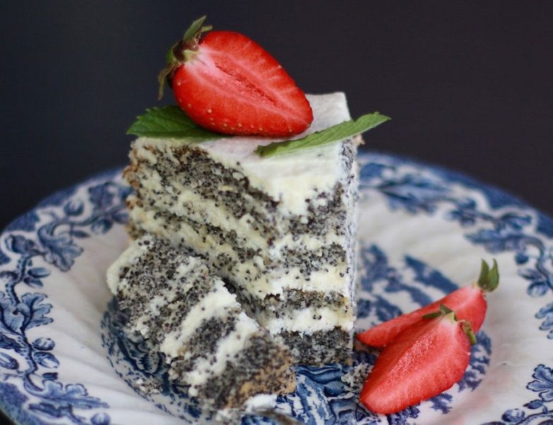 Aguoninis tortas su balto šokolado pertepimu