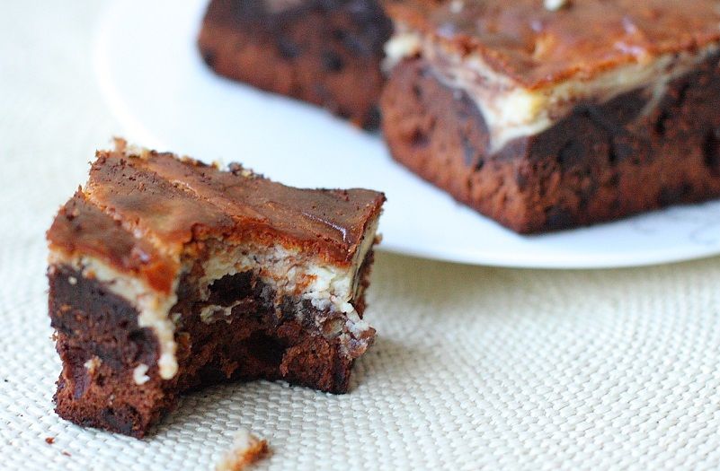 "Browniai" (Cheesecake brownies)