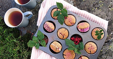 Veganiški avietiniai keksiukai be kiaušinių