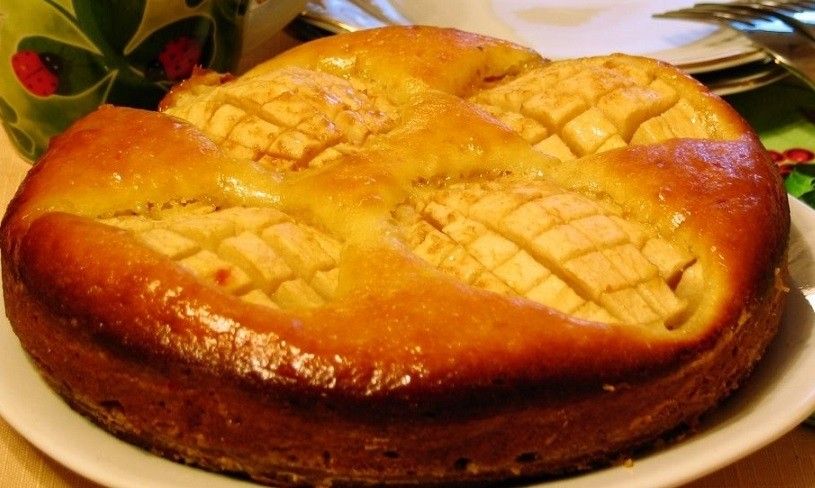 Kaimiškas italų pyragas su obuoliais