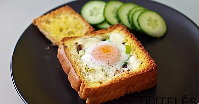 Karšti sumuštiniai su kiaušiniu kepti orkaitėje