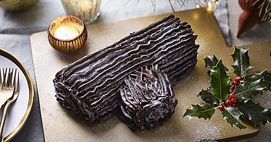 Šokoladinis vyniotinis Kalėdoms: Riešutinė - karamelinė šaka (Bûche de Noël, Yule log arba Christmas log)